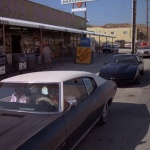 Knight Rider Season 2 - Episode 24 - Merchants Of Death - Photo 22